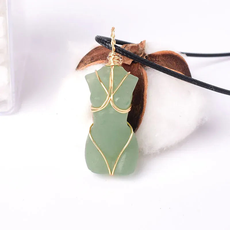 1PC Natural Crystal Hand Made Female Model Pendant Healing Crystal Reiki Gemstone Crafts For Men and Women Necklace Gift Aventurine / 1Pc Crystal + Quartz