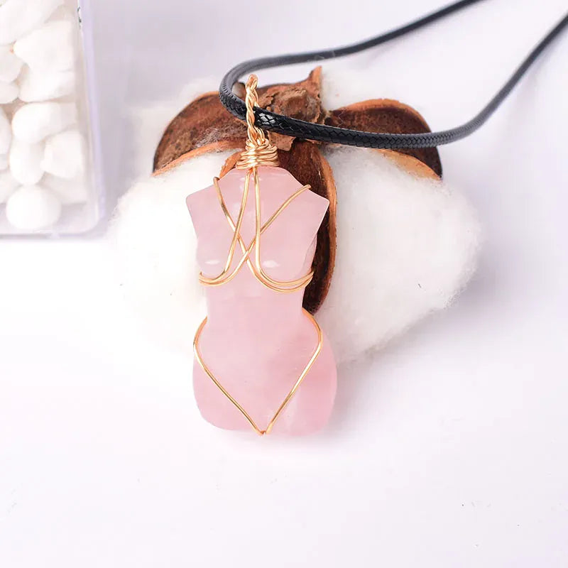1PC Natural Crystal Hand Made Female Model Pendant Healing Crystal Reiki Gemstone Crafts For Men and Women Necklace Gift Rose Quartz / 1Pc Crystal + Quartz