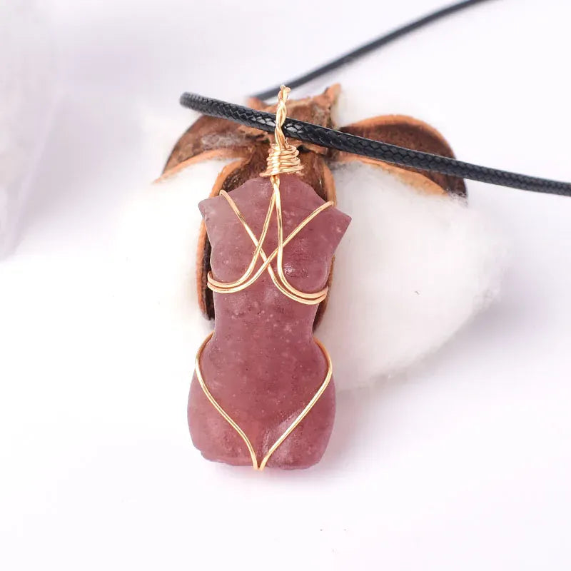 1PC Natural Crystal Hand Made Female Model Pendant Healing Crystal Reiki Gemstone Crafts For Men and Women Necklace Gift Strawberry Quartz / 1Pc Crystal + Quartz