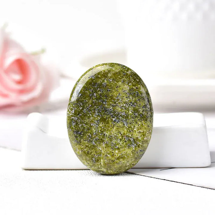 Worry Stone Natural Gemstone Energy Healing Stone Thumb Massage Chakra Wicca Reiki Spiritual Therapy Minerales Ornaments