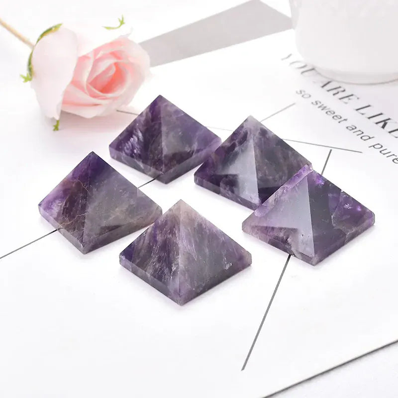 Natural Crystal Pyramid Quartz Amethyst Reiki Healing Stone Chakra Reiki Meditation Crystal Point Home Decor Crafts Of Stone
