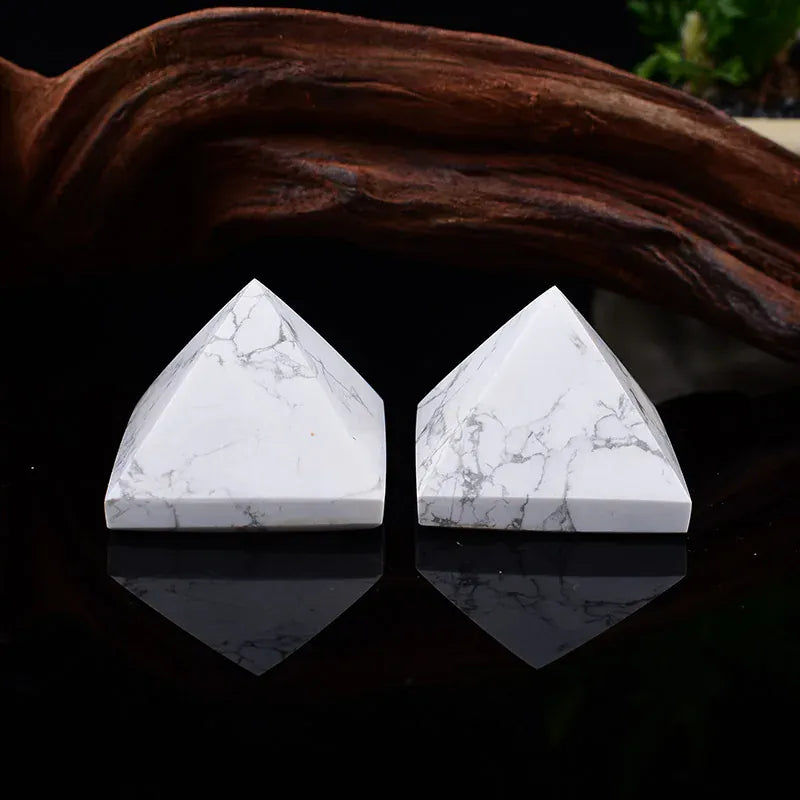 1Pc Natural Howlite Polished Crystal Pyramid Healing Stone White Turquoise Tower Meditation Simple Ornaments For Home Decoration