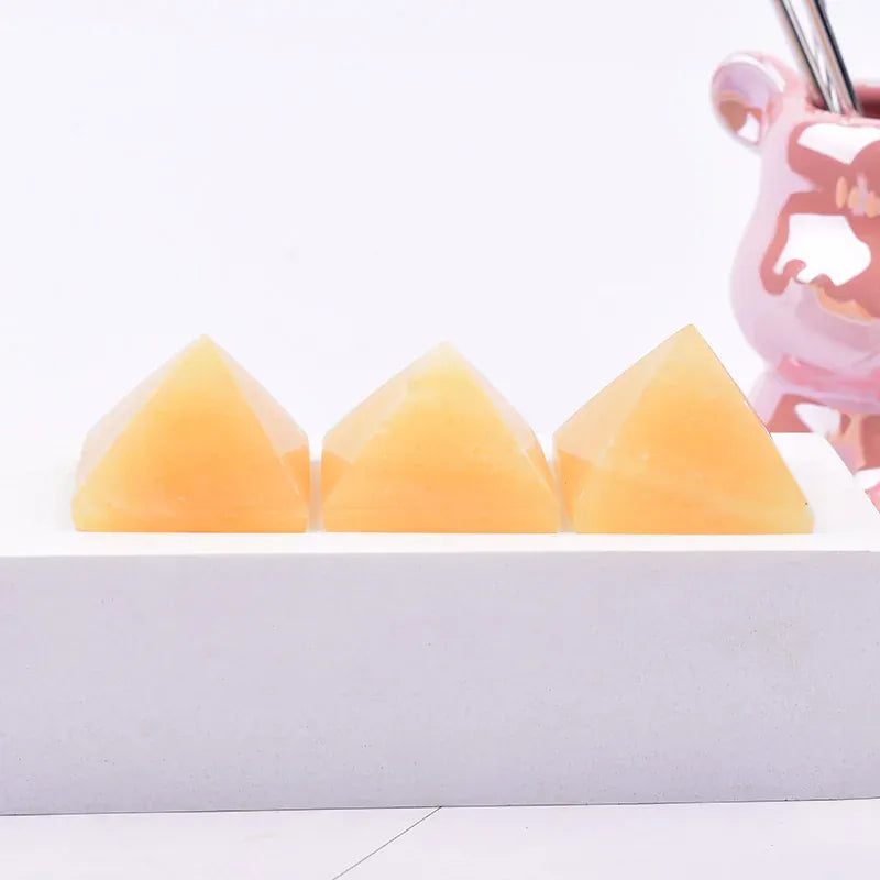 1Pc Natural Yellow Aventurine Polished Crystal Pyramid Healing Stone Energy Crystal Tower For Home Decoration Mineral Gift