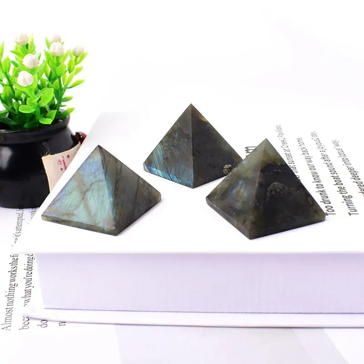 Natural Crystal Polished Labradorite Pyramid Healing Stone Chakra Reiki Crystal Tower Home Decor Meditation Ore Mineral Gift