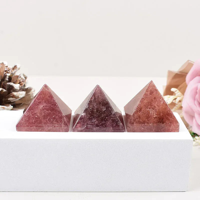 1PC Natural Strawberry Quartz Polished Crystal  Pyramid Healing Stone Energy Tower Crystal Simple Ornaments Home Decoration