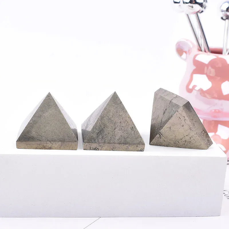 1PC Natural Pyrite Polished Crystal Pyramid Healing Stone Energy Tower Simple Crystal Ornaments For Home Decoration Gifts