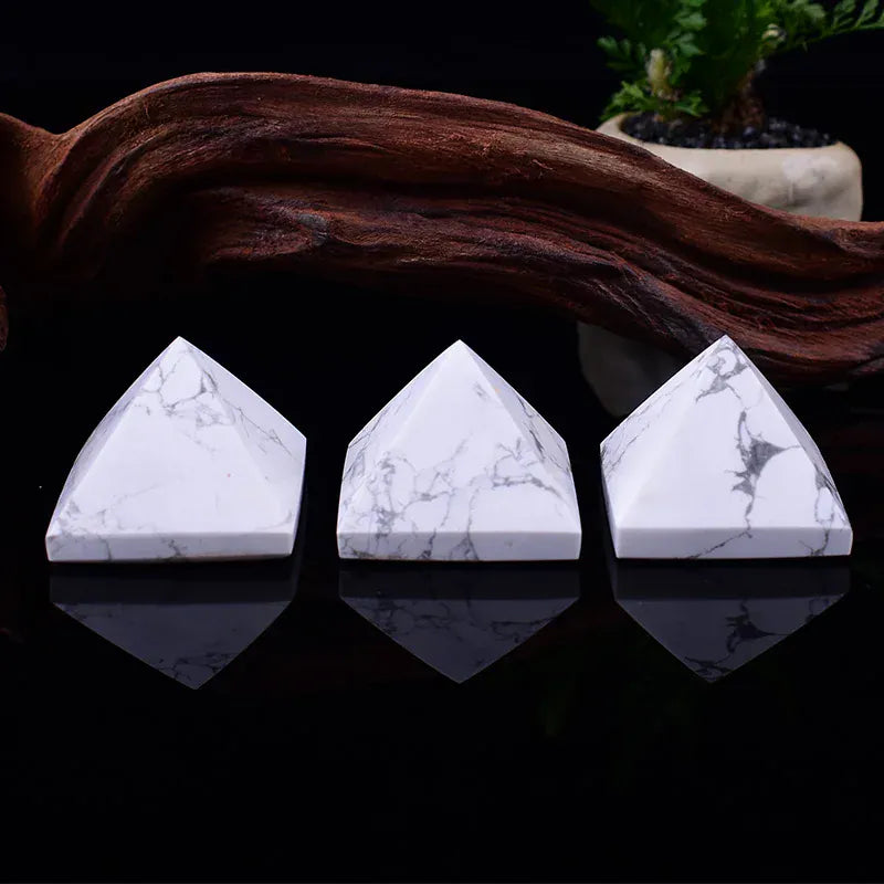1Pc Natural Howlite Polished Crystal Pyramid Healing Stone White Turquoise Tower Meditation Simple Ornaments For Home Decoration