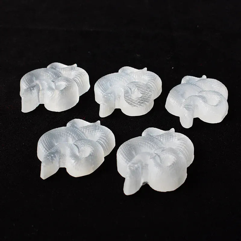 Natural Crystal Selenite Stone Snake Animal Mineral Specimen Crystal Crafts Lucky Items Feng Shui Collection Home Decor Gift