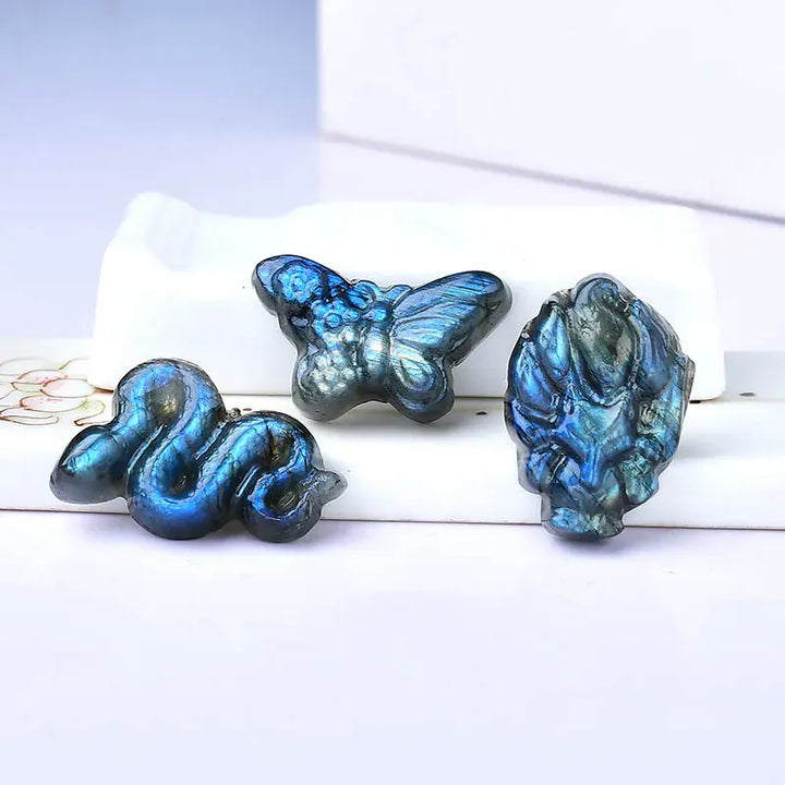 1PC Natural Crystal Labradorite Handb Carved Snake Butterfky Nine-Tailed Fox Healing Stone Animals Figurine For Home Decoration