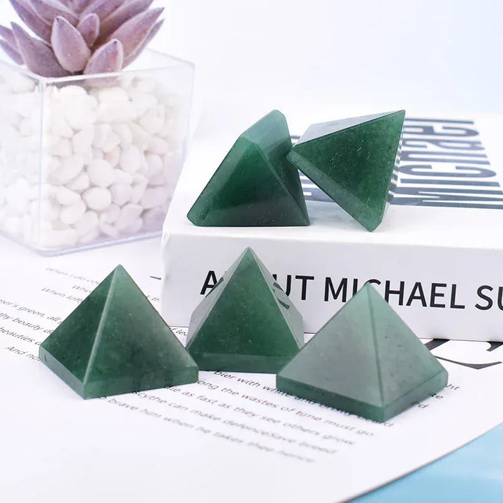 Natural Green Aventurine Polished Crystal Pyramid Healing Stone Reiki Crystal Tower Meditation Simple Ornaments Home Decoration Aventurine / 1Pc Crystal + Quartz