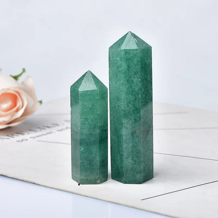 Natural Green Strawberry Crystal Point Healing Stone Hexagonal Prisms 50-80mm Obelisk Wand Treatment Ornaments Stone DIY Gift Crystal And Quartz