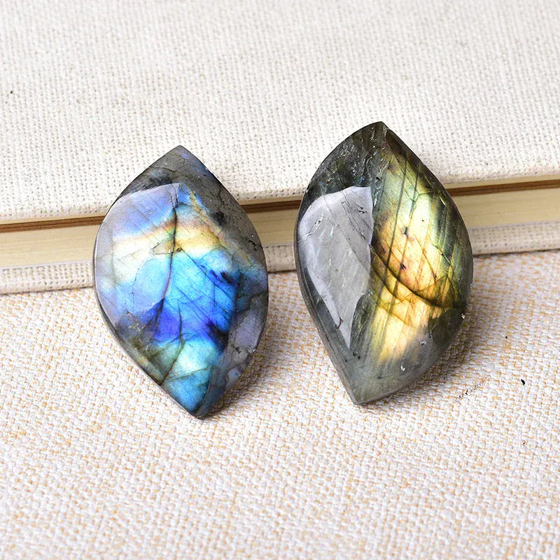 Natural Labradorite Leaf Shape Blue Purple Yellow Mineral Ornaments Energy Healing Stone DIY Jewelry Reiki Home Decoration Natural Labradorite / 1PC Crystal + Quartz